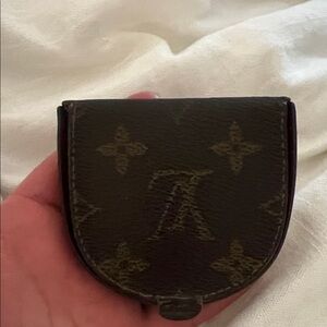 (AUTHENTIC) 2008 Louis Vuitton pouch Brown Monogram Coin Holder